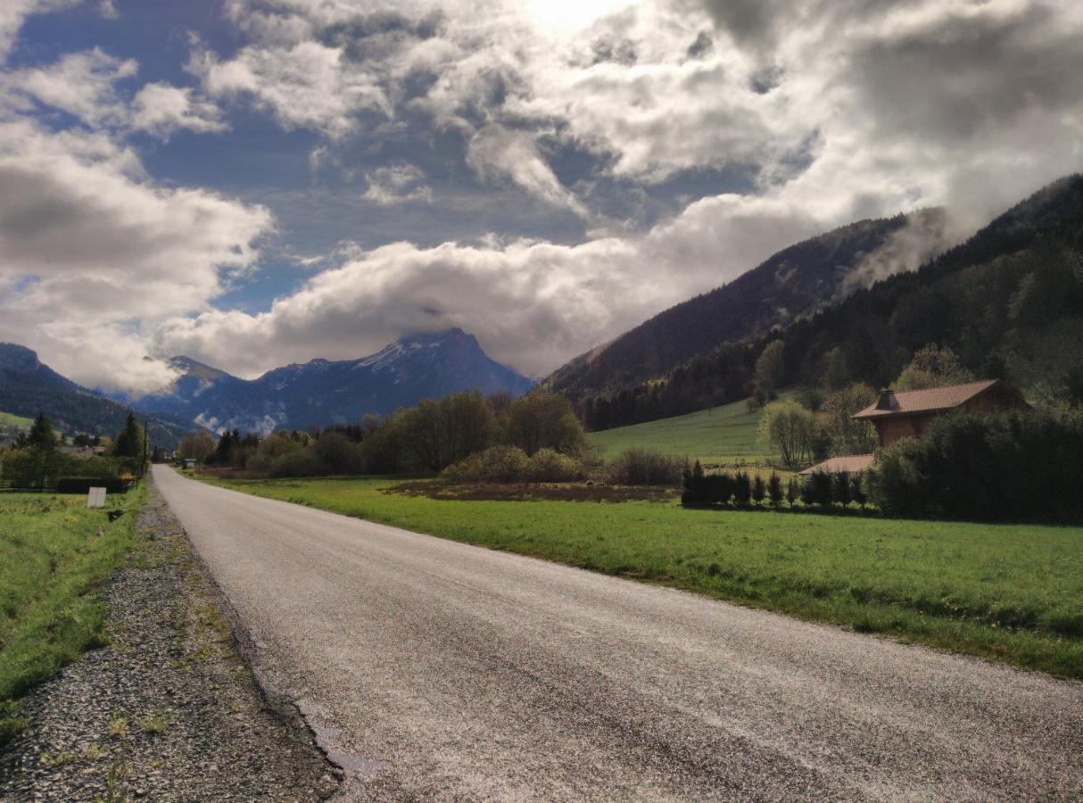 Appartement T2 A Bernex Avec Wifi, Vue Sur Montagne Eksteriør bilde
